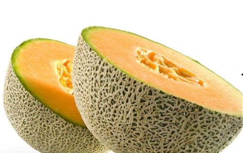 女子吃哈密瓜中毒后续视频,真相揭晓，专家提醒食品安全