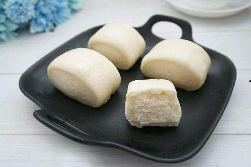 吃瓜霸王花抢馒头视频,一场爆笑的抢食大战